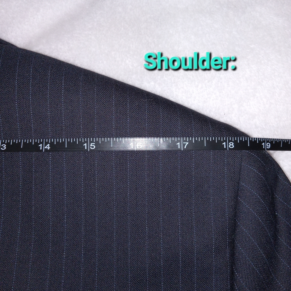Jos A Bank Black 100% Wool Pinstriped Full Suit Set Blazer Size 38S Pants 32x28 - Picture 11 of 15